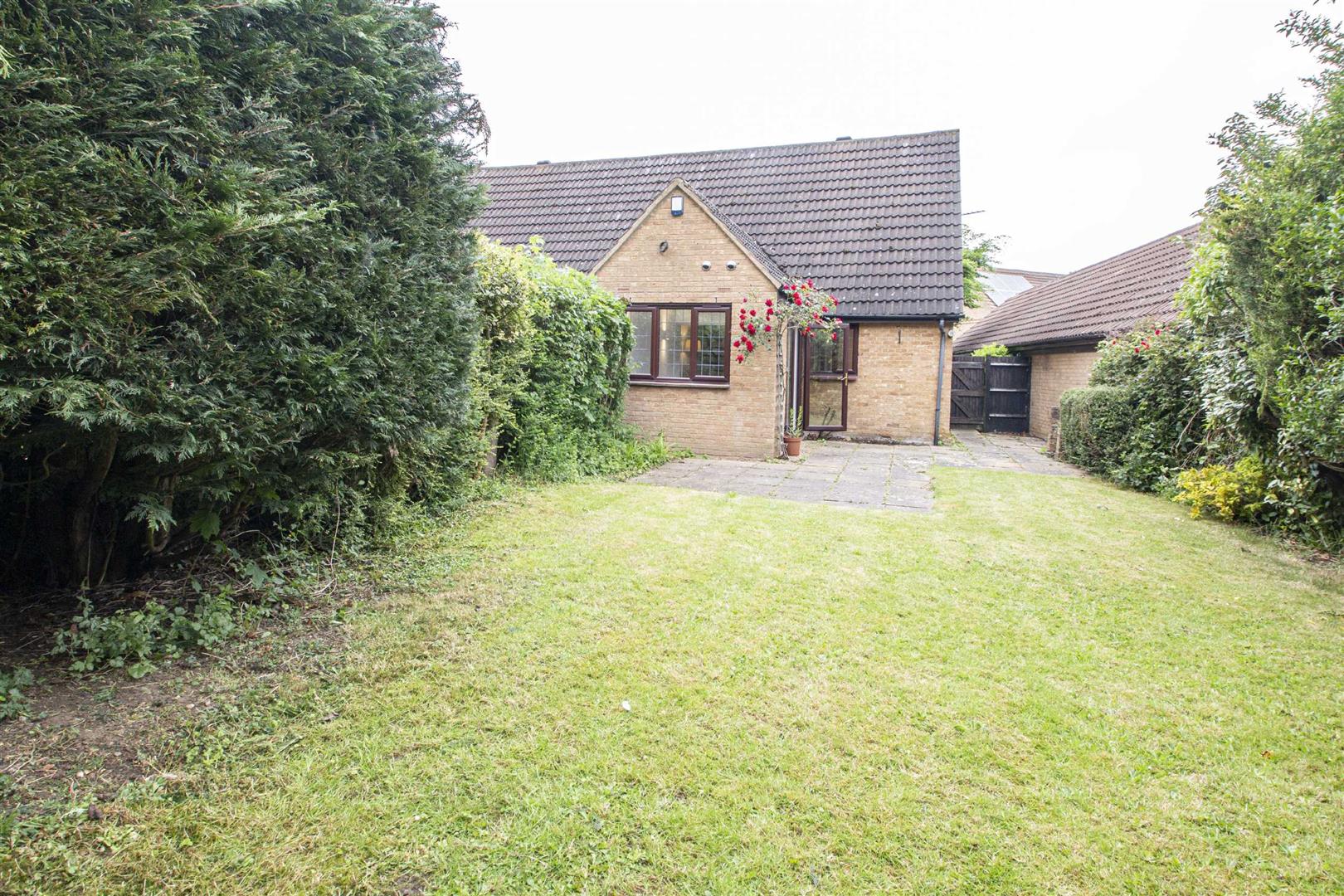 Caesars Close, Bancroft, Milton Keynes